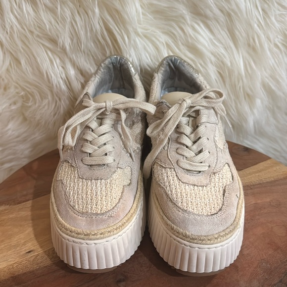 Dolce Vita Dandi Platform Sneaker - Picture 5 of 9